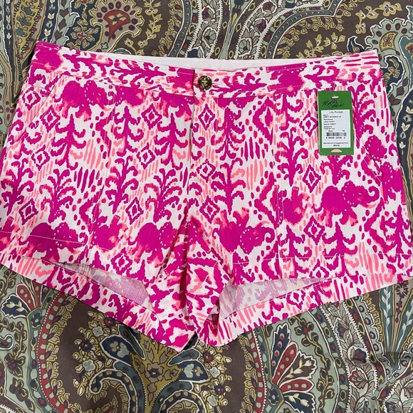 πLilly Pulitzer Liana Short Magenta Tons of Fun 14 - Picture 2 of 9